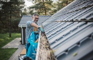 Cleaning Gutter Process